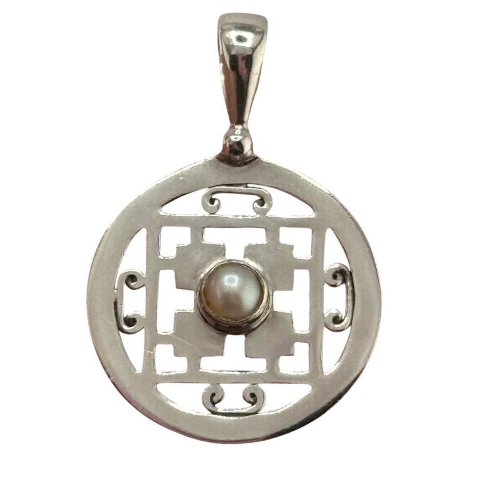 Sajen Signed Sterling Silver Pearl Cut Out Design Pendant